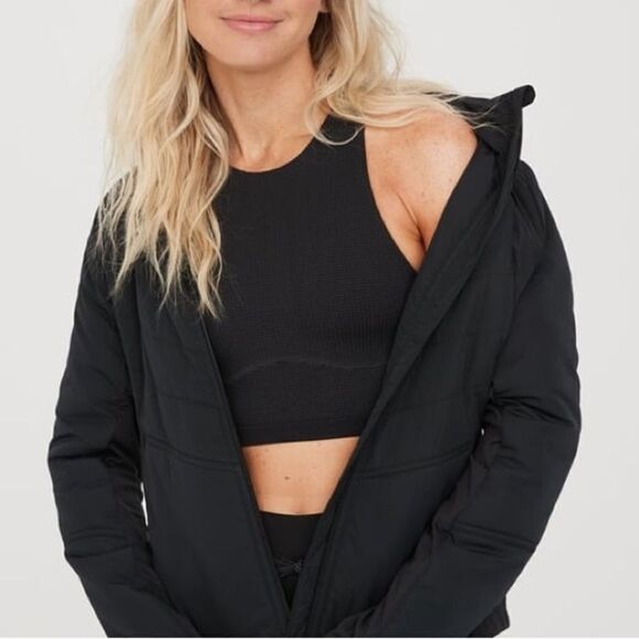 Offline By Aerie True Black Seamless Waffle Knit High Neck Sports Bra - Picture 2 of 11